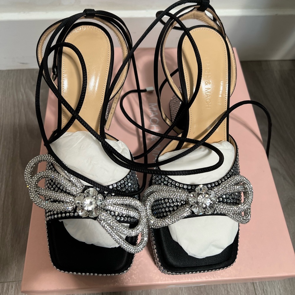 Mach & Mach Dbl Bow Sparkly Square Toe Platform P… - image 1